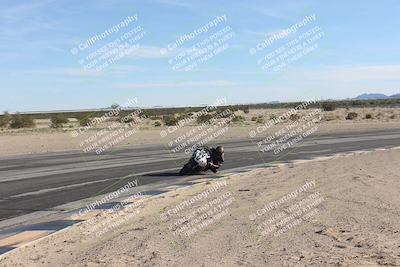 media/Jan-18-2026-CVMA (Sun) [[519f600f45]]/Race 16-Formula Middleweight/